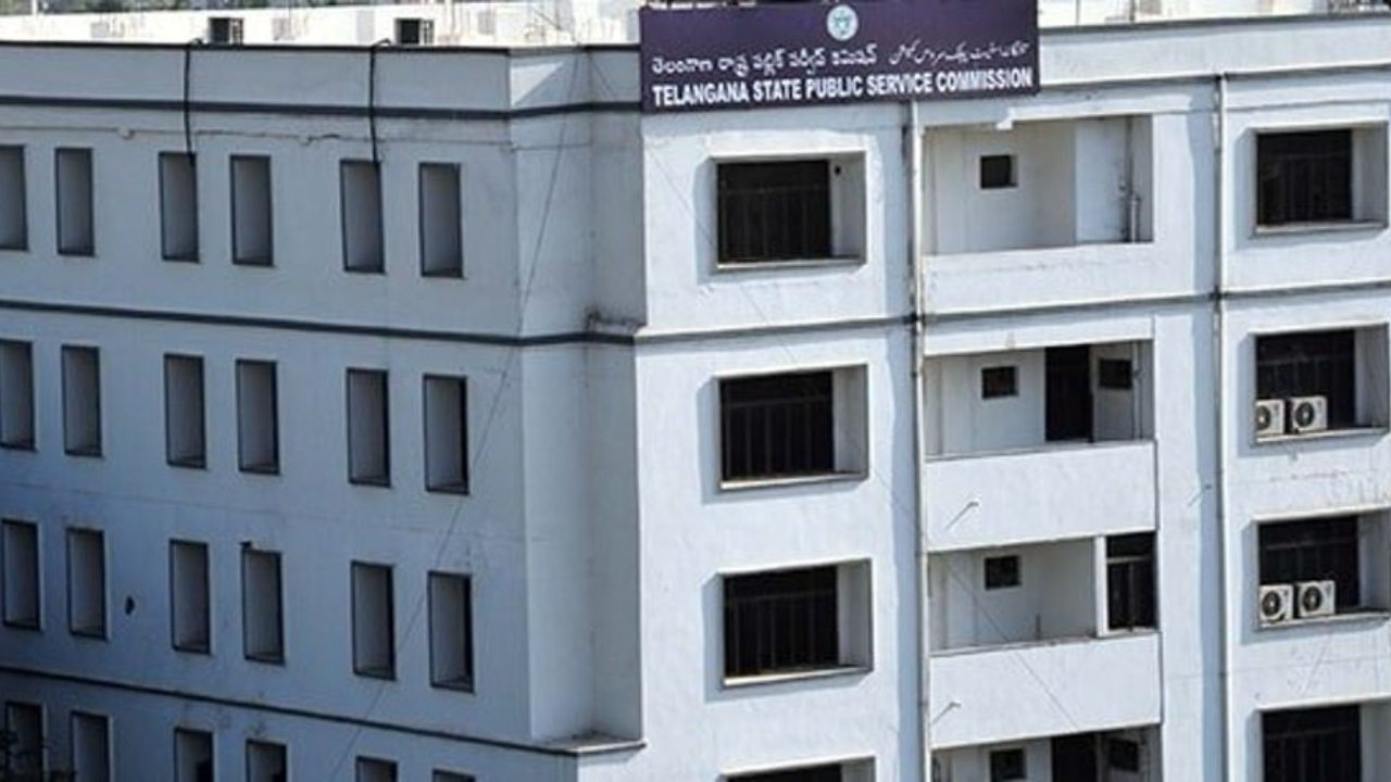 టీఎస్‌పీఎస్సీ పేపర్ లీక్ వ్యవహారంలో జగిత్యాల జిల్లా మల్యాల మండల వ్యక్తి!